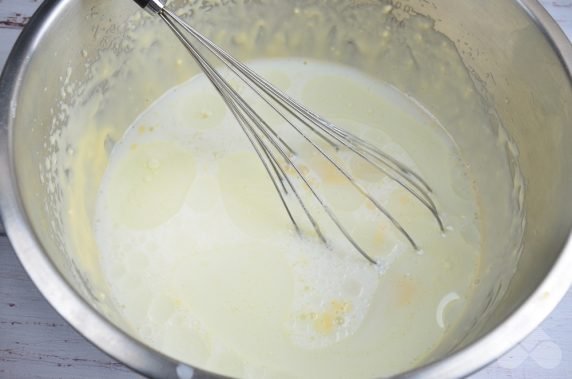 Блины с яблоками и корицей