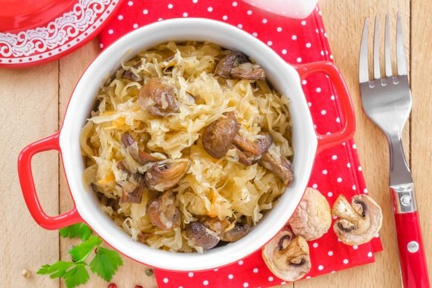Квашеная капуста с грибами на зиму