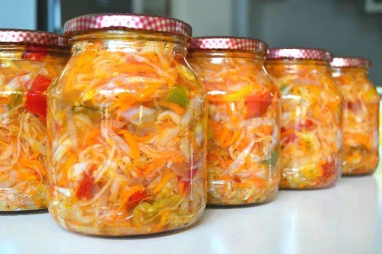 17 салатов из капусты на зиму, которые оценит любая хозяйка14