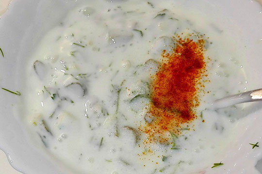 Холодный соус с маринованными огурцами2