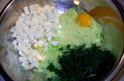 Кабачковые оладьи с сыром и зеленью2