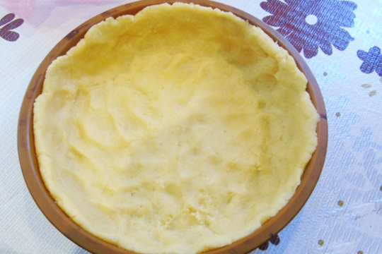 Пирог с клубникой3