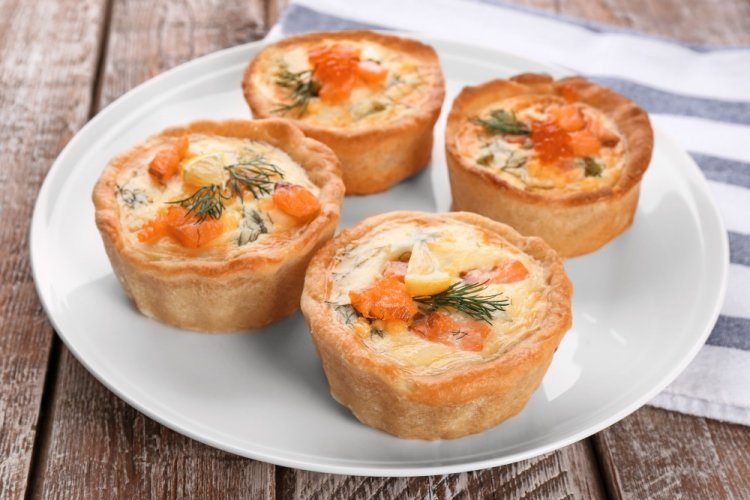 15 рецептов тарталеток с красной рыбой, которые порадуют своим вкусом10