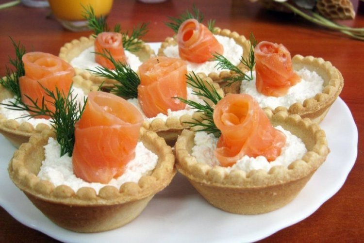 15 рецептов тарталеток с красной рыбой, которые порадуют своим вкусом11