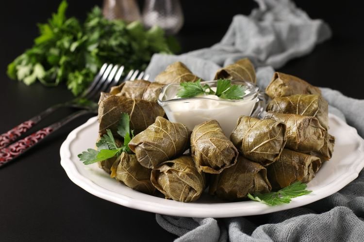 15 рецептов долмы: разнообразие вкусов и ароматов10